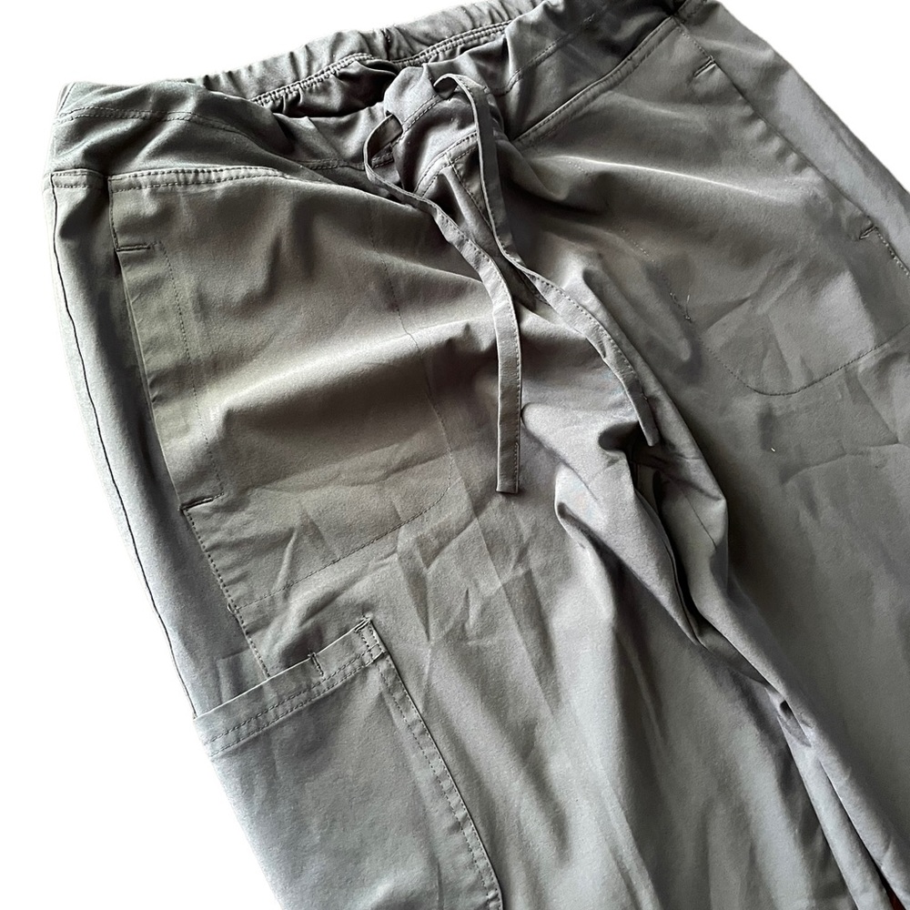 Women's Scrub Pants Gray Sz Small GT Performance 4 way stretch sporty 29” Inseam